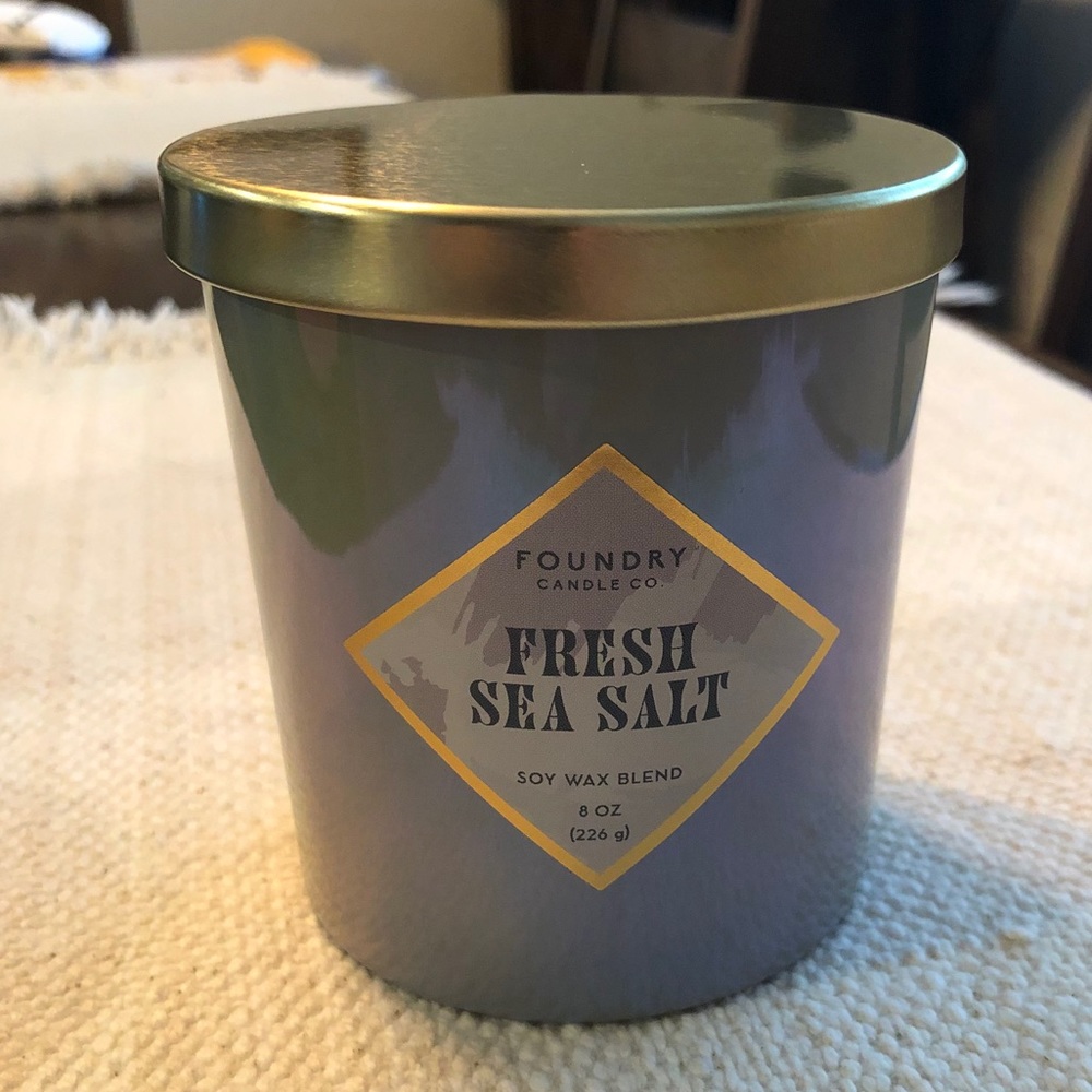 Fresh Sea Salt Foundry candle